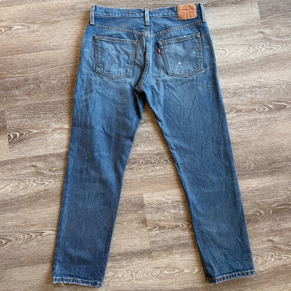 Essential Levi's 501 Straight Leg Blue Denim Jeans - Picture 3 of 13